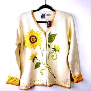 NWOT! STORYBOOK KNITS SUNFLOWER BUTTONED SWEATER S